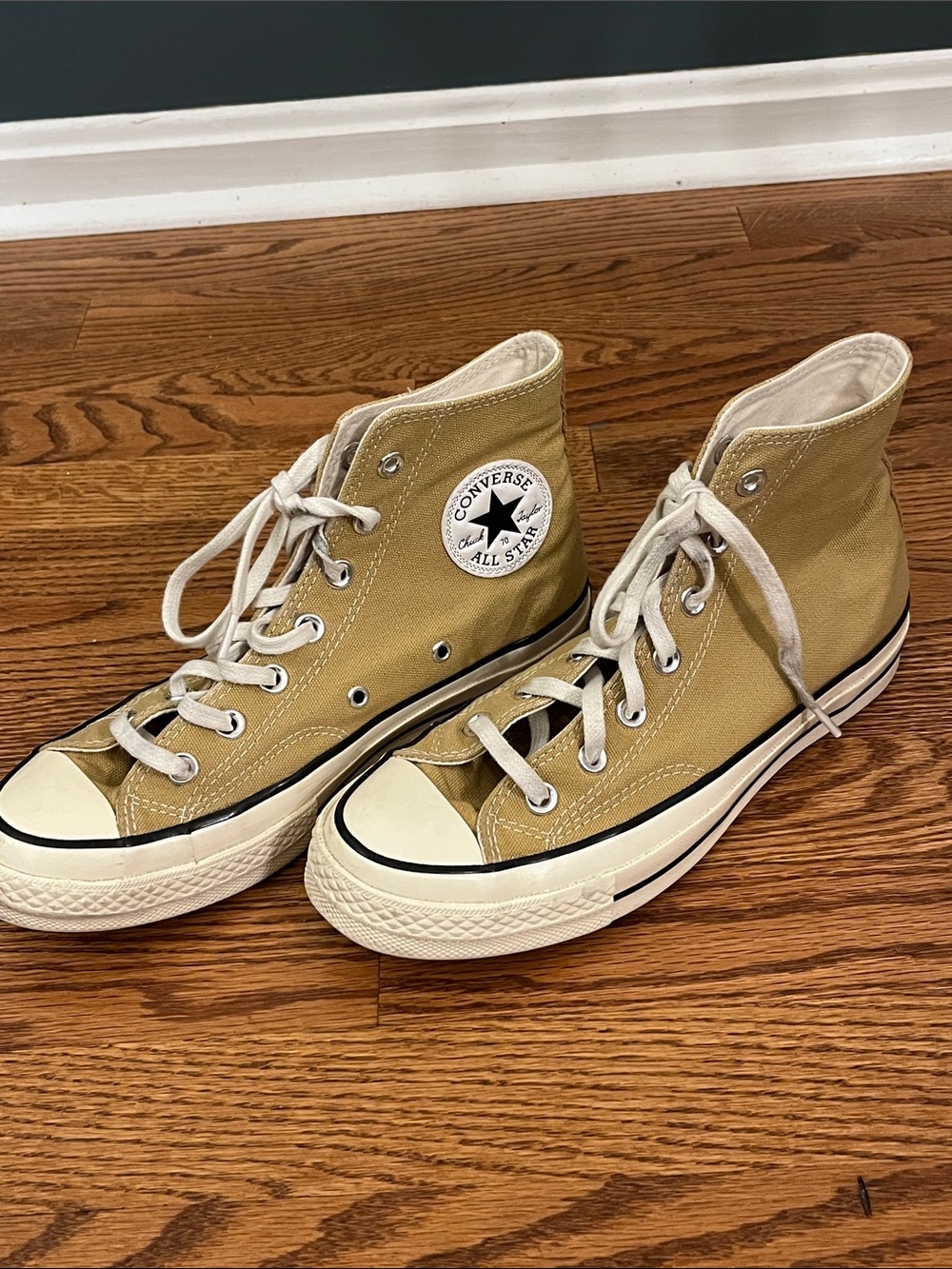 Converse Chuck 70 Hi Top Sneakers - Dunescape/Egret Tan Mustard